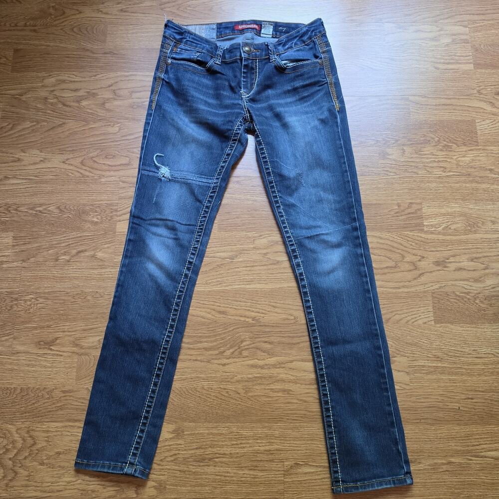 Union Bay Skinny Jeans Womens Juniors Size 5 Distressed Embroidered Low Rise